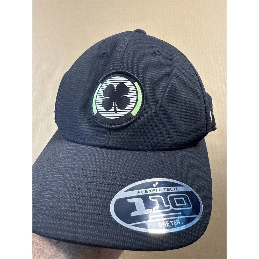 Black Clover Hat Men Black Golf Live Lucky SnapBack. NWT. ( Smooshed Front)